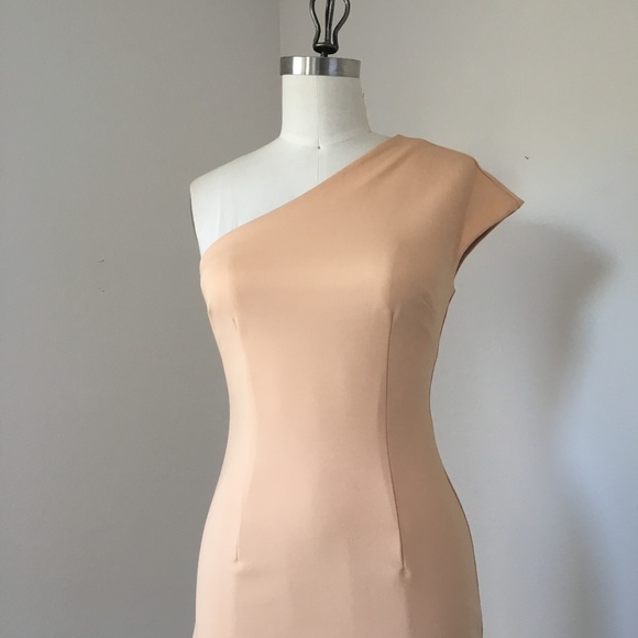 FINDERS KEEPERS Diagonal Dress - Picture 5 of 8